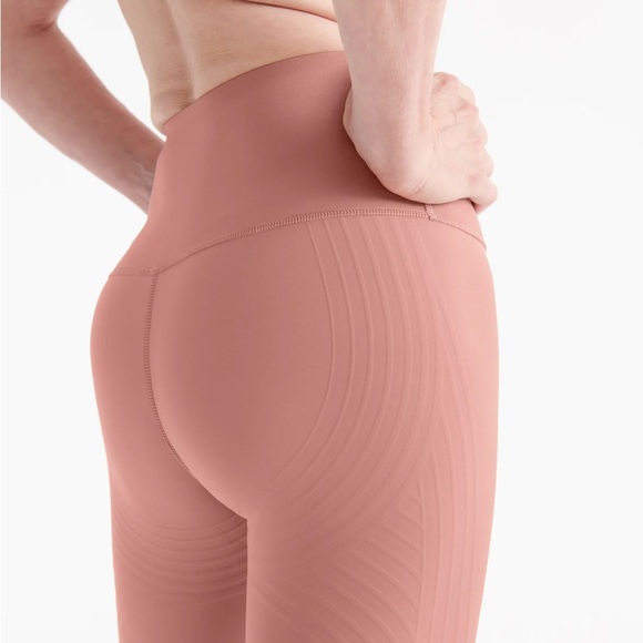 Knix Hitouch Legging - Picture 2 of 11